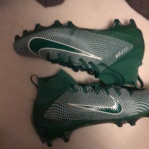 nike vapor green football cleats